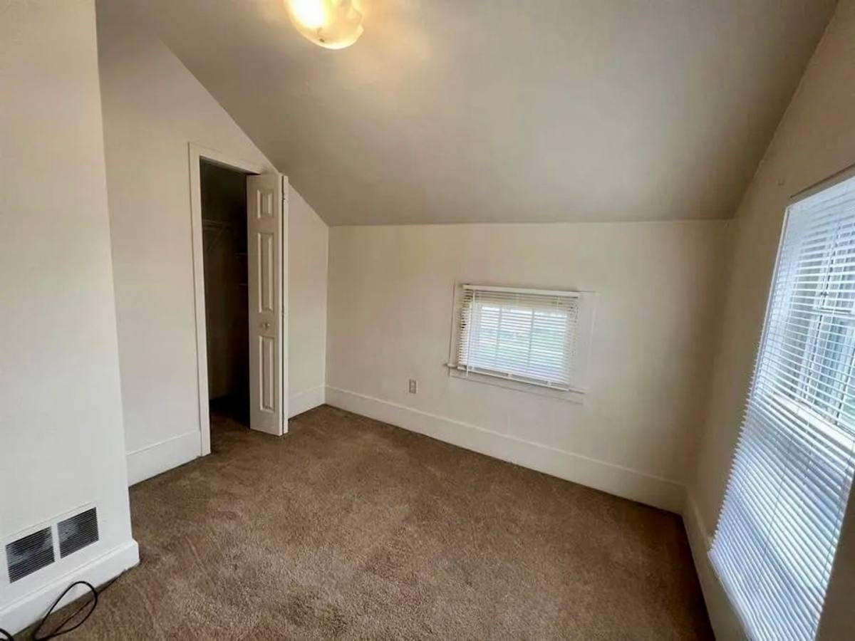 Apartment for rent at 501 W Forest Ave, Ypsilanti, MI 48197