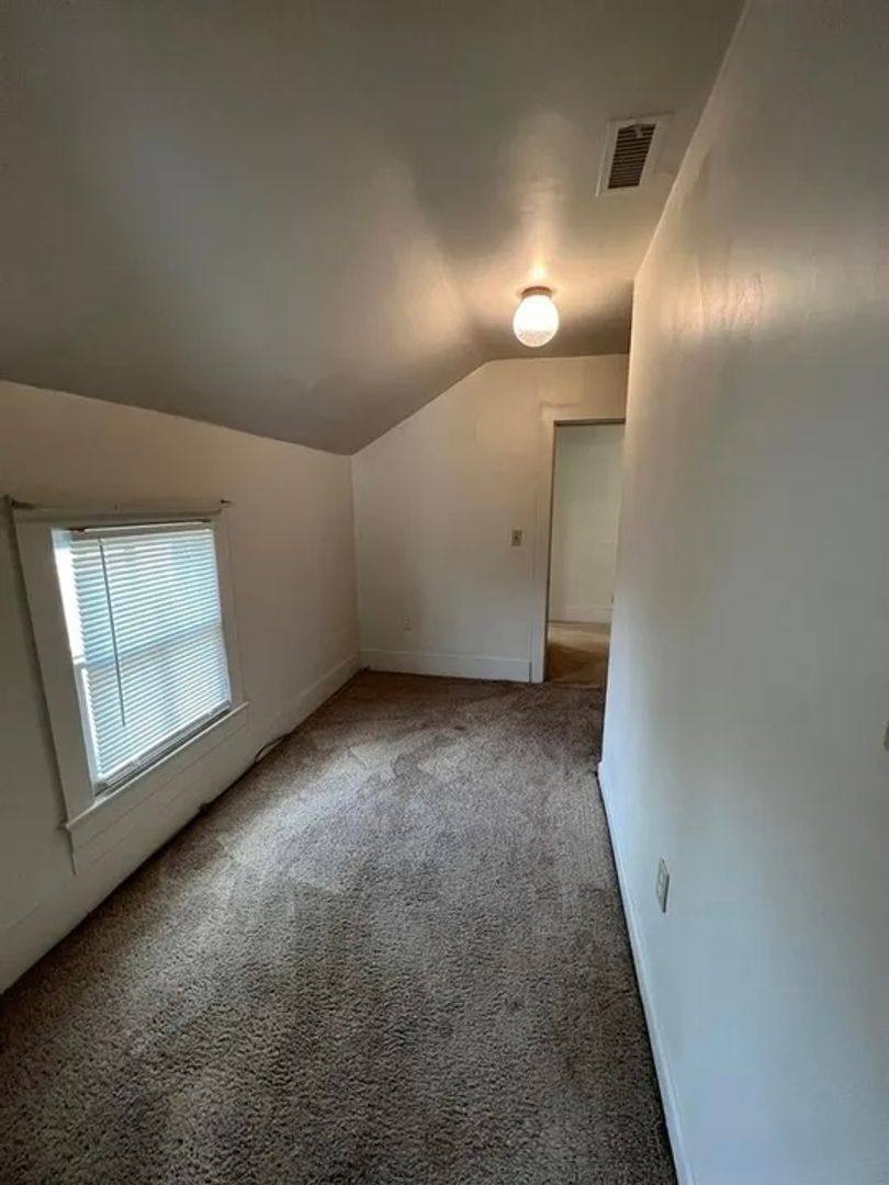 Apartment for rent at 501 W Forest Ave, Ypsilanti, MI 48197