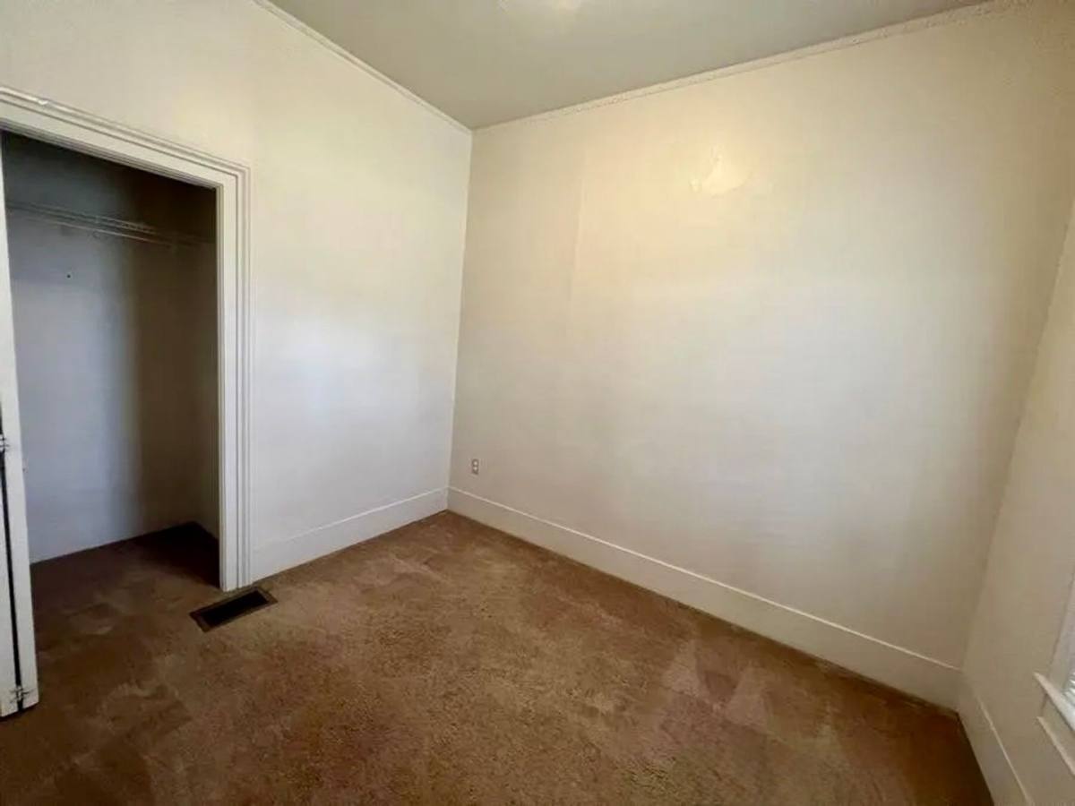 Apartment for rent at 501 W Forest Ave, Ypsilanti, MI 48197
