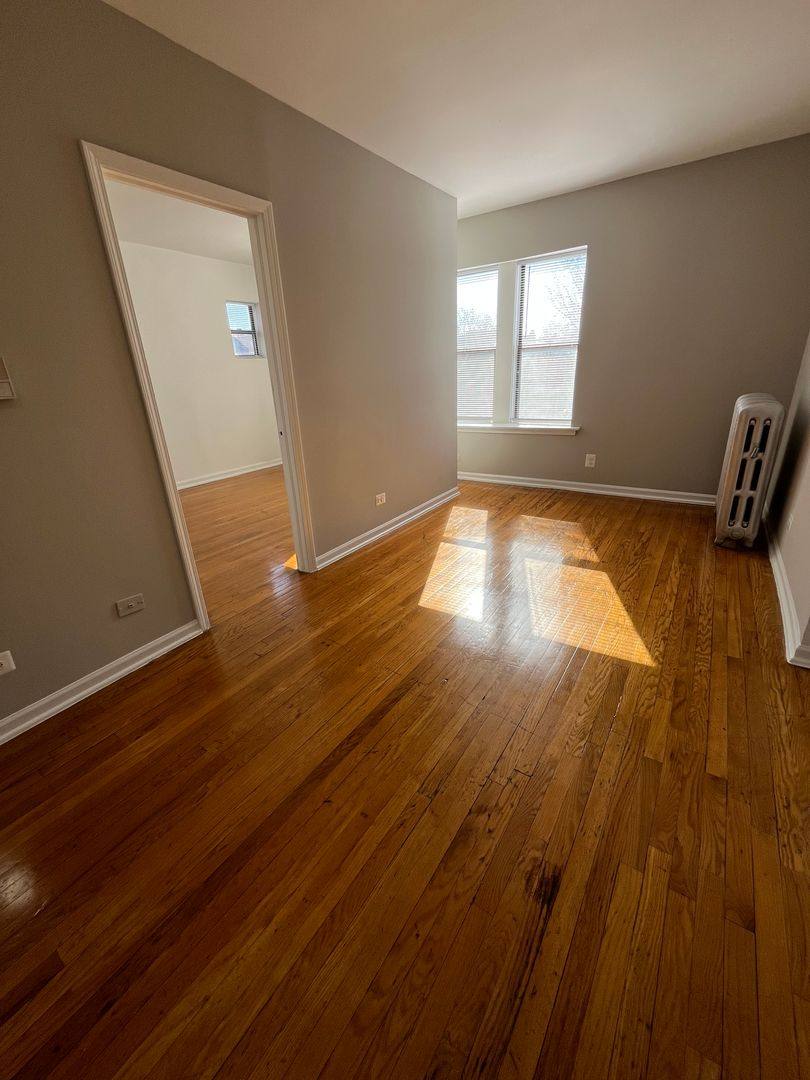 Apartment for rent at 5000 W Adams, Chicago, IL 60644