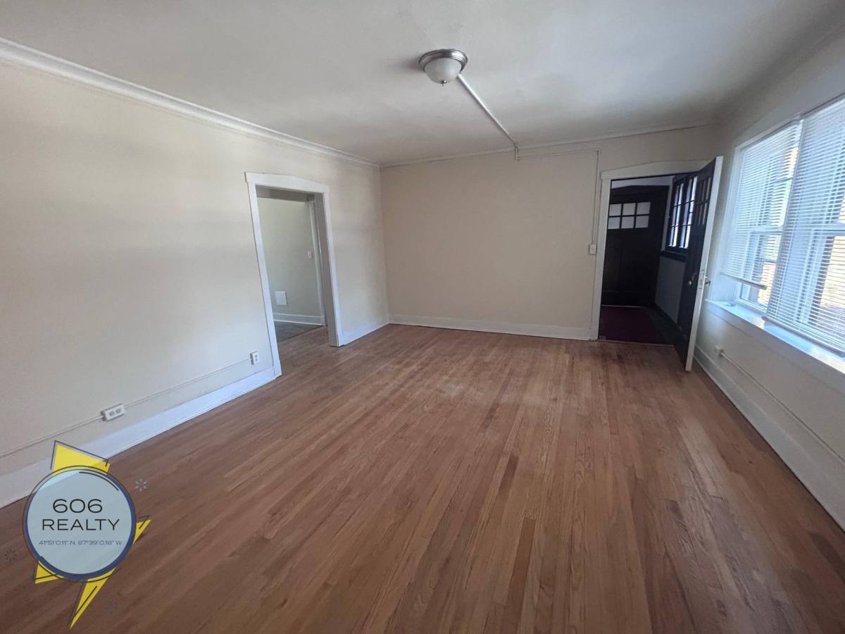 Apartment for rent at 98-106 Lincoln, Riverside, IL 60546