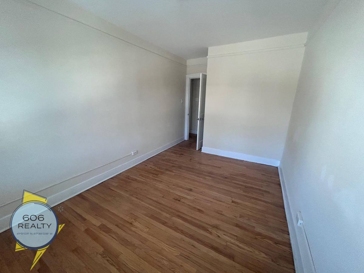 Apartment for rent at 98-106 Lincoln, Riverside, IL 60546