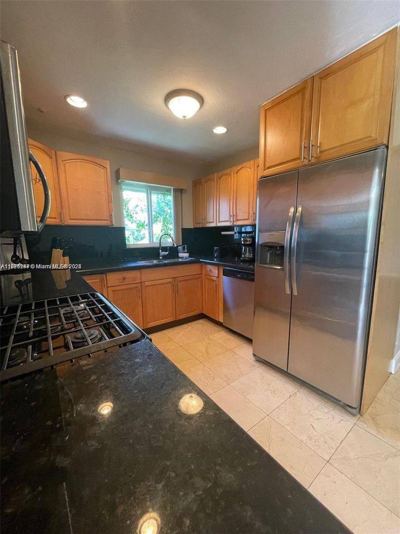 House for rent at 1531 Moffett St, Hollywood, FL 33020