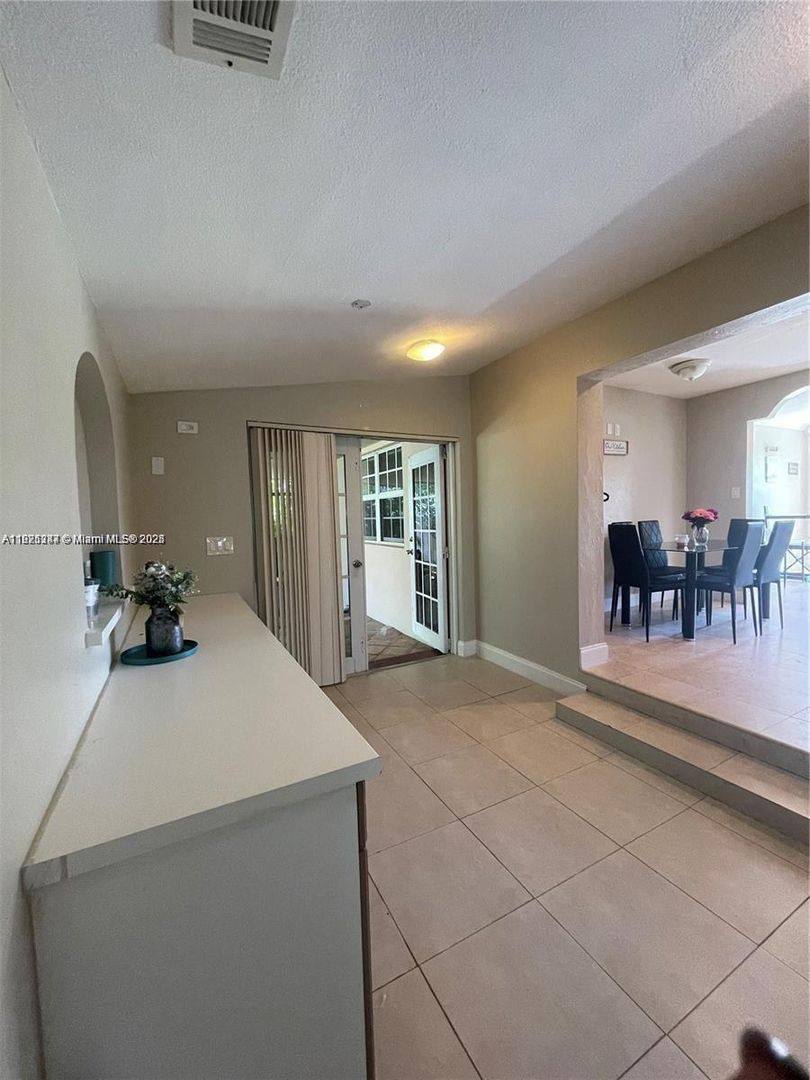 House for rent at 1531 Moffett St, Hollywood, FL 33020