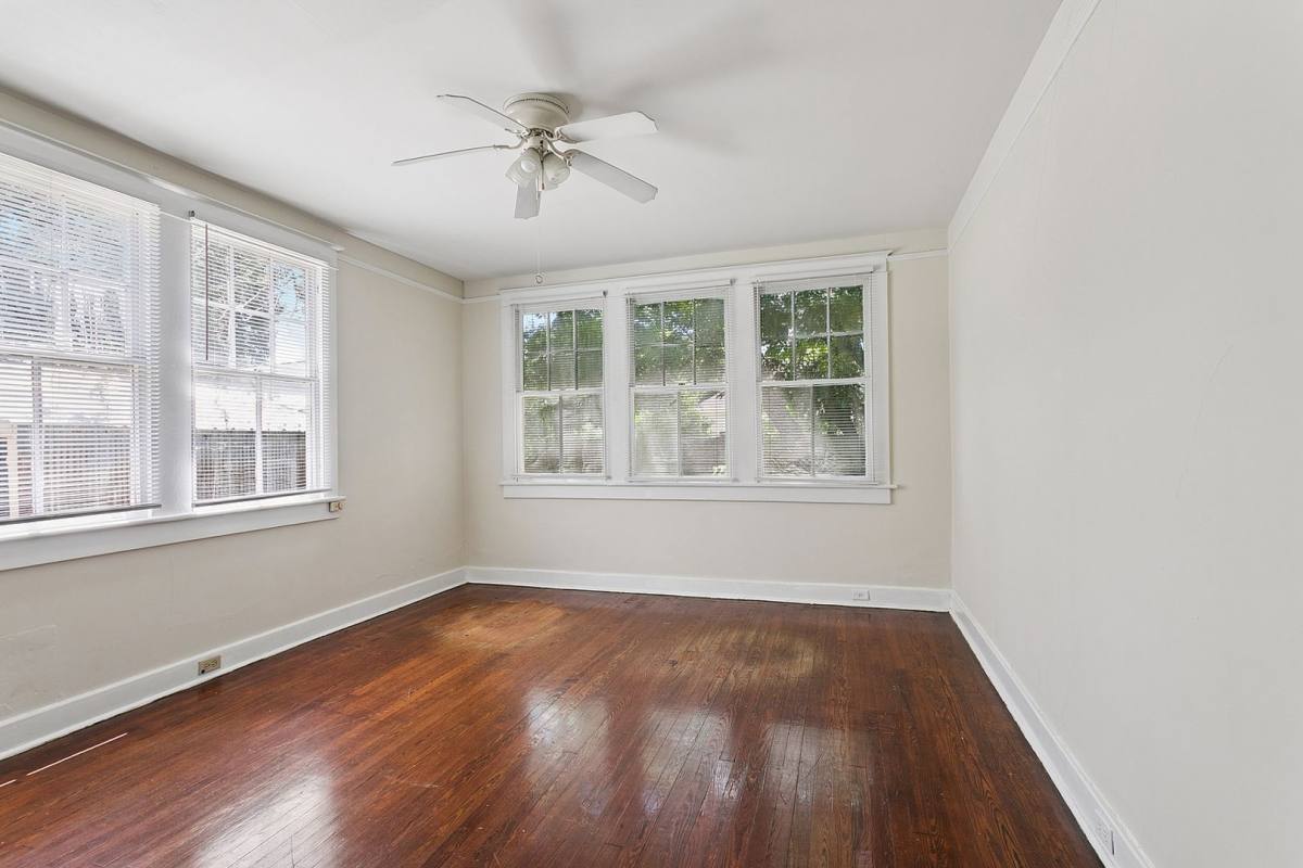 Apartment for rent at 2320-22-24 Nashville Ave, New Orleans, LA 70115