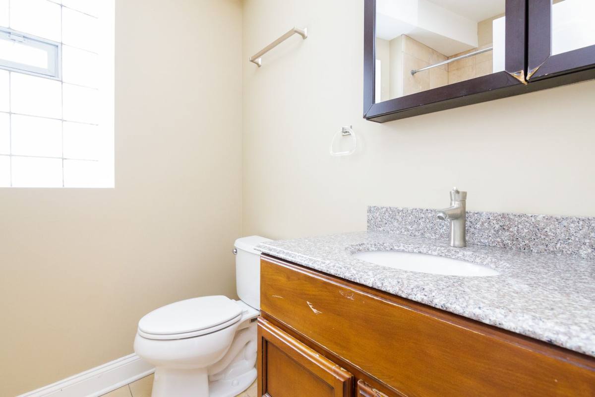Apartment for rent at 3731 N Kimball Ave, Chicago, IL 60618