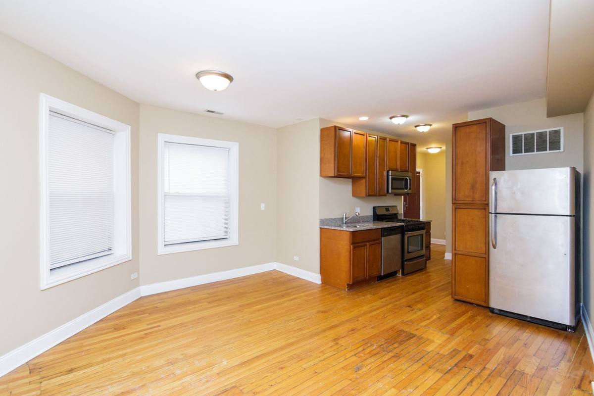 Apartment for rent at 3731 N Kimball Ave, Chicago, IL 60618
