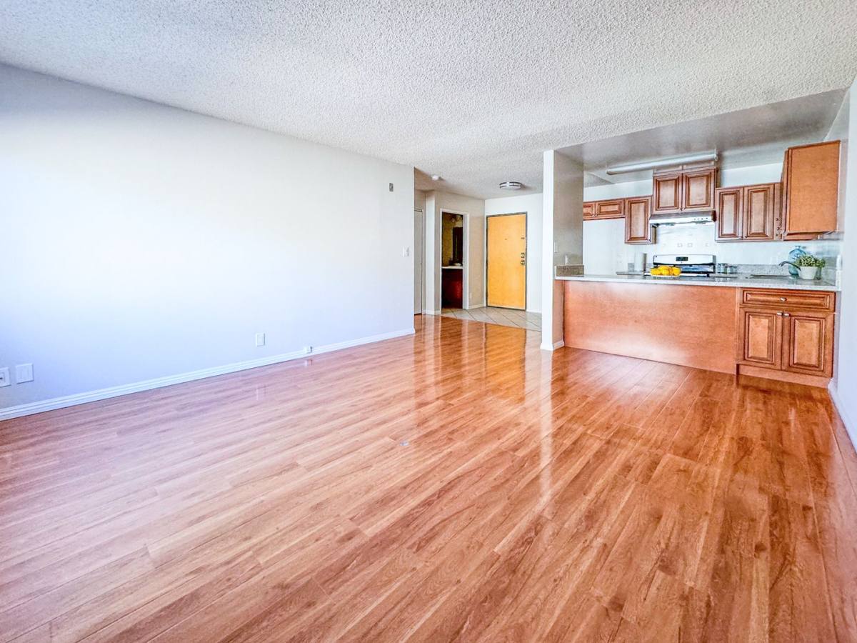 Apartment for rent at 215 S Occidental Blvd, Los Angeles, CA 90057