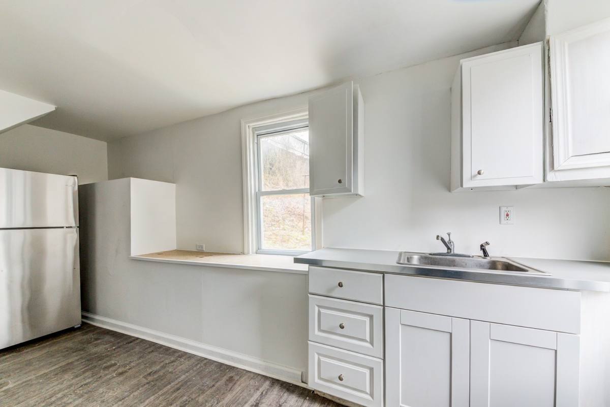Apartment for rent at 1840 St Patrick S Side Slopes, Pittsburgh, PA 15210