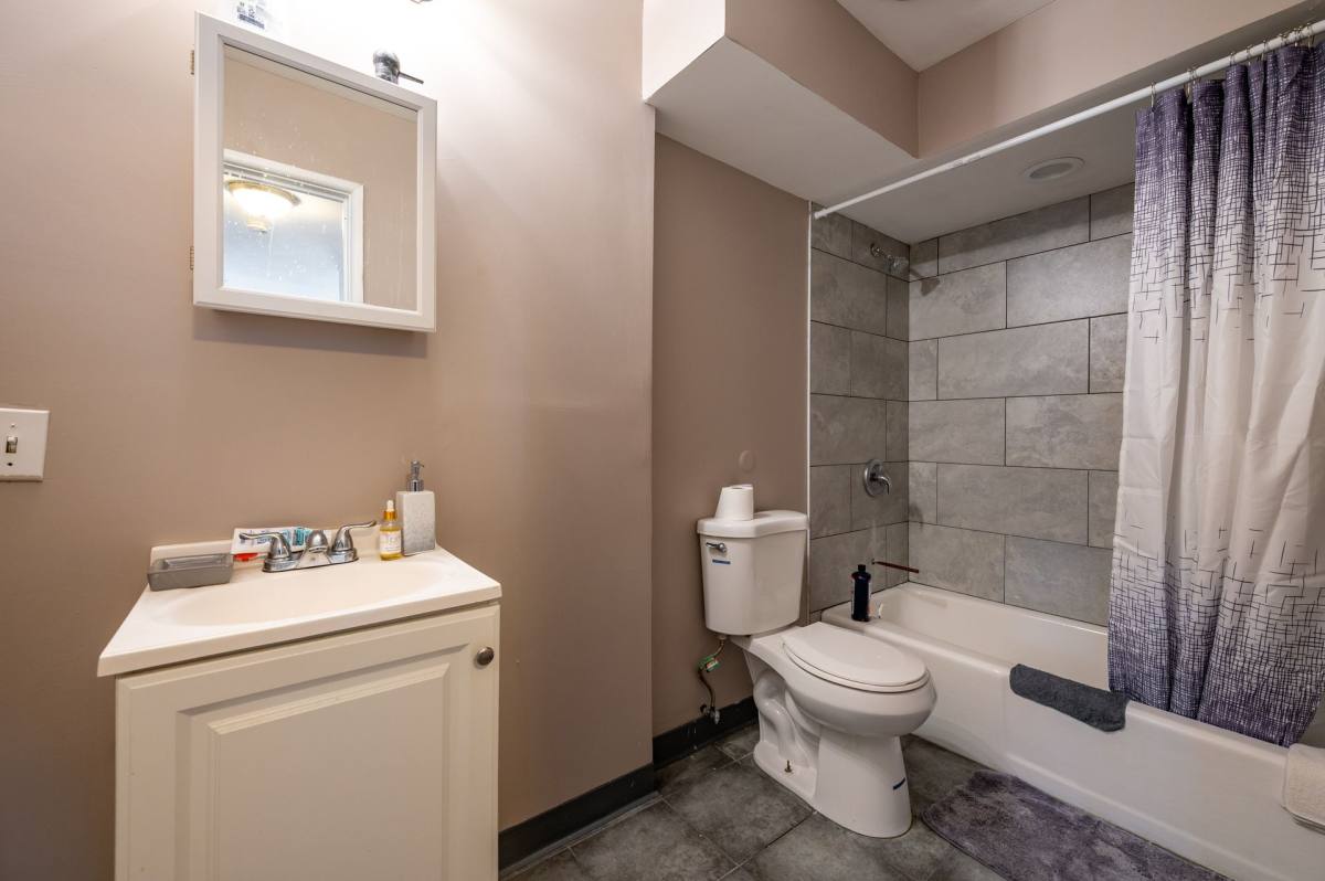 Apartment for rent at 2300 N Harlem, Elmwood Park, IL 60707