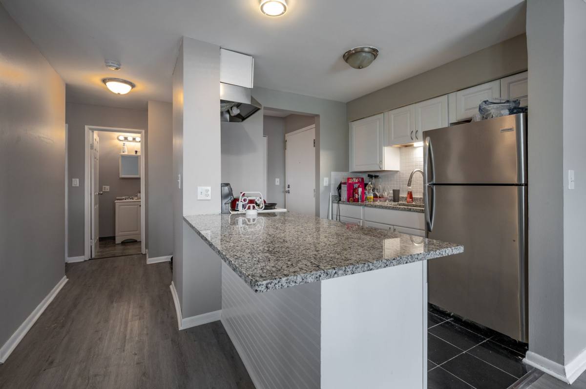 Apartment for rent at 2300 N Harlem, Elmwood Park, IL 60707