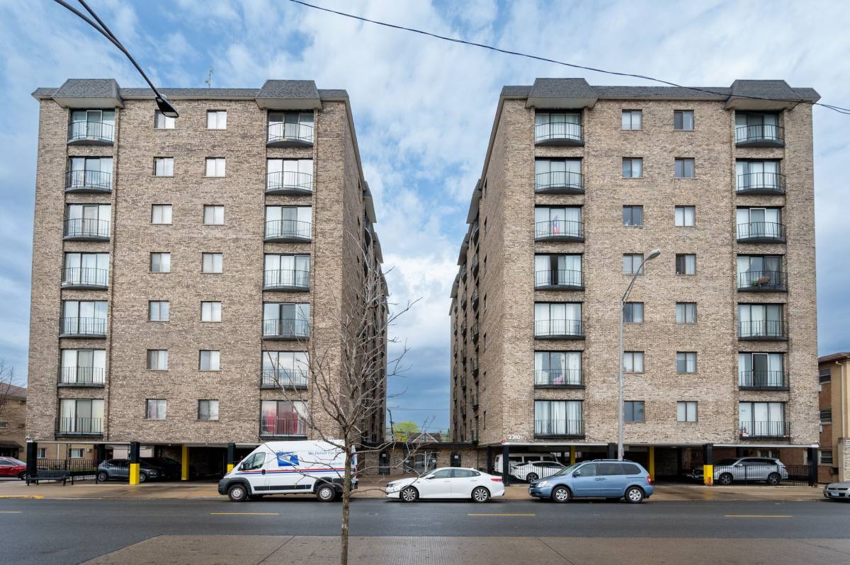 Apartment for rent at 2300 N Harlem, Elmwood Park, IL 60707