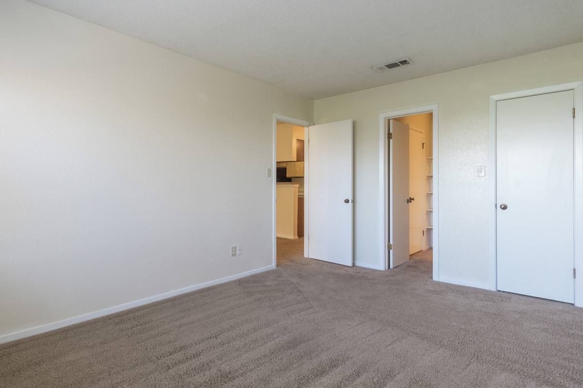 Apartment for rent at 1400 N Gate Rd, Bossier City, LA 71112