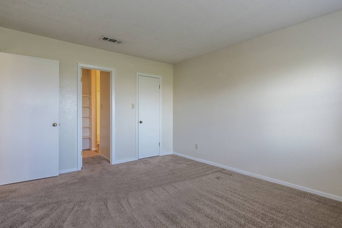 Apartment for rent at 1400 N Gate Rd, Bossier City, LA 71112