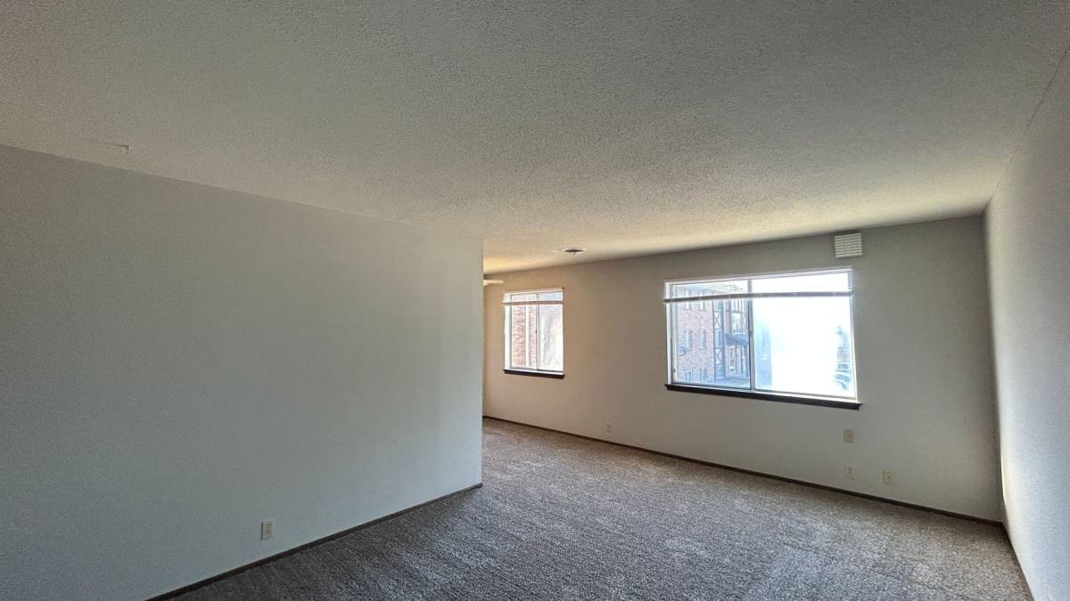 Apartment for rent at 4625 N 56th St, Omaha, NE 68104