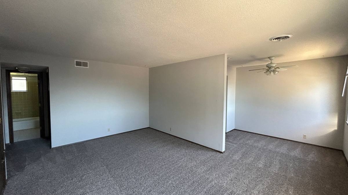 Apartment for rent at 4625 N 56th St, Omaha, NE 68104