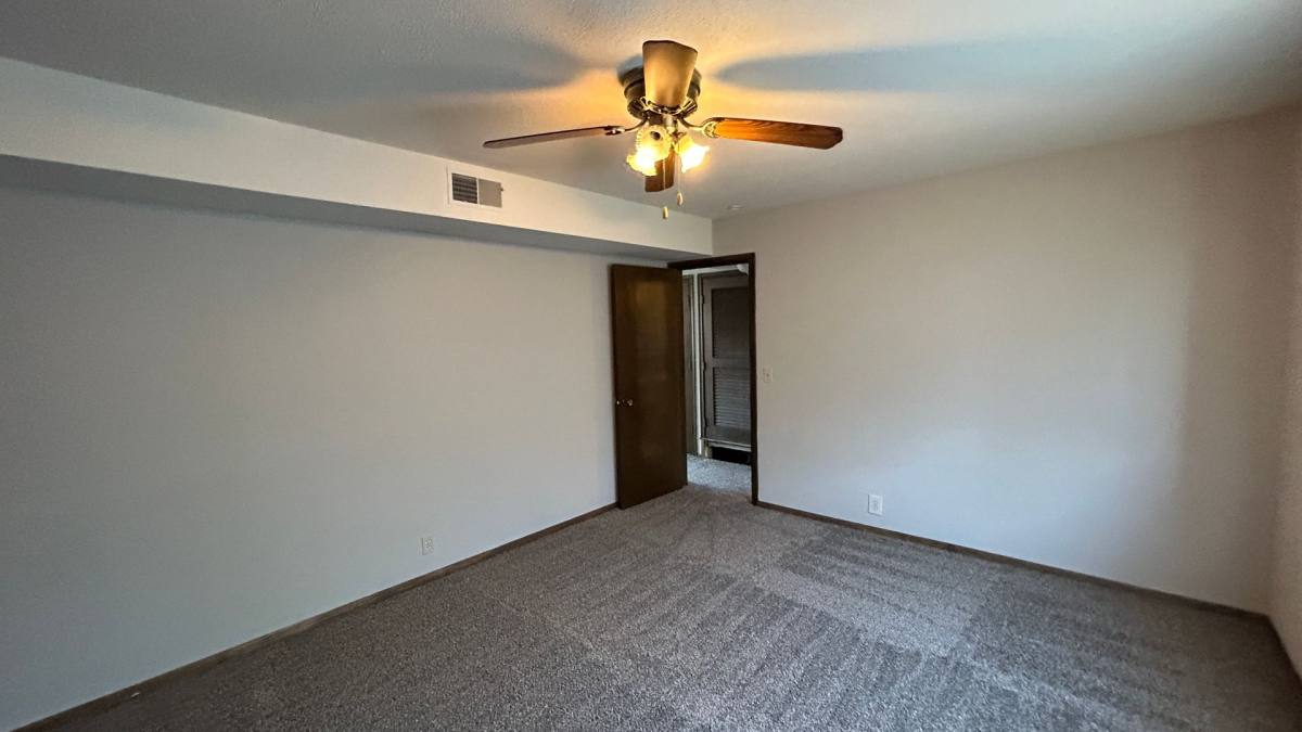 Apartment for rent at 4625 N 56th St, Omaha, NE 68104