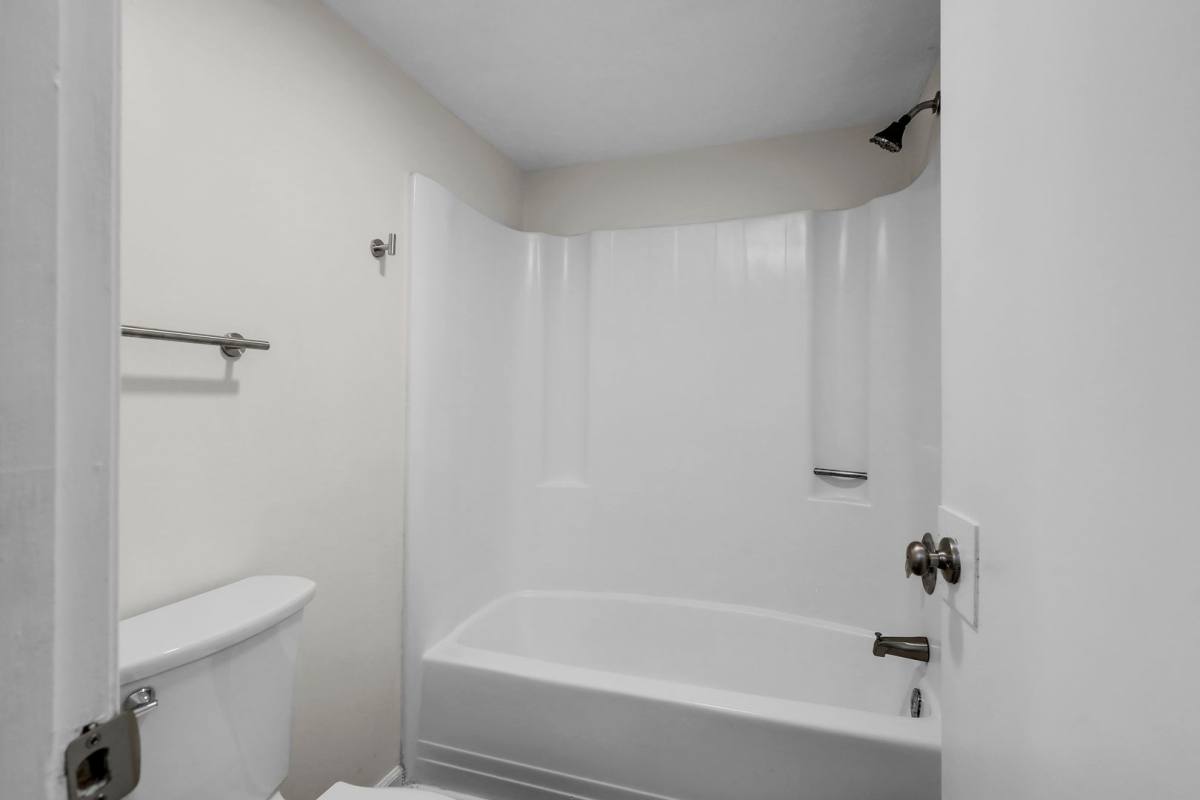 Condo for rent at 133 Hampton Club Dr, Hampton, VA 23666
