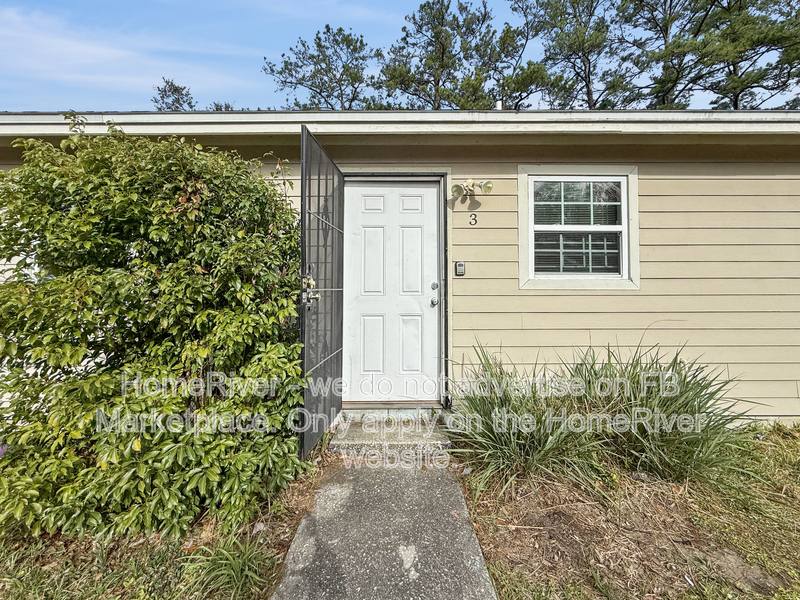 Apartment for rent at 4177 Lorenzo Court, Jacksonville, FL 32208