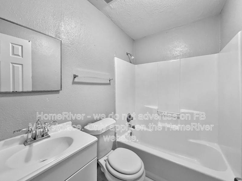 Apartment for rent at 4177 Lorenzo Court, Jacksonville, FL 32208