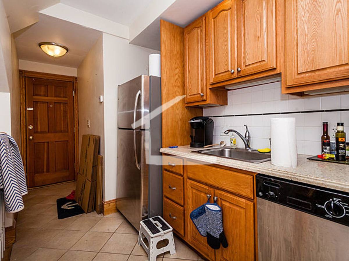 Apartment for rent at 46 Garden St #1, Boston, MA 02114