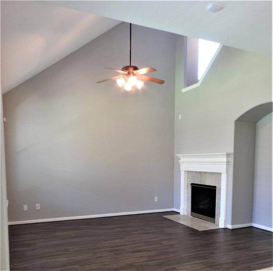 House for rent at 21626 Shallow Glen Lane, Katy, TX 77450
