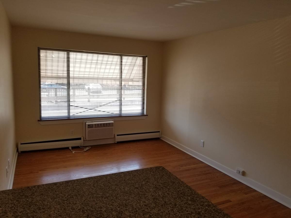 Apartment for rent at 1441 N Franklin Place, Milwaukee, WI 53202