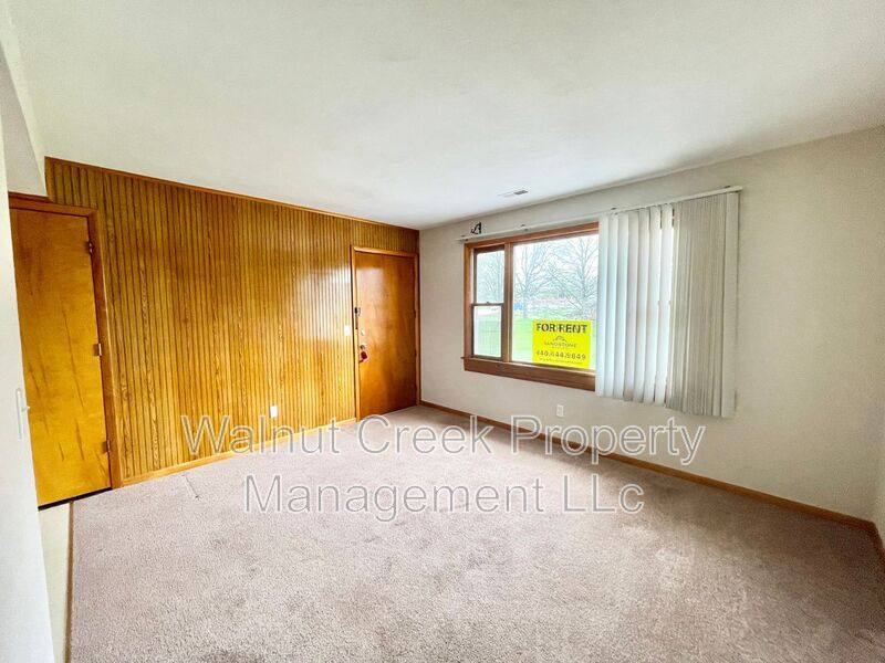 Apartment for rent at 780 Oberlin-Elyria Rd #A 4, Elyria, OH 44035