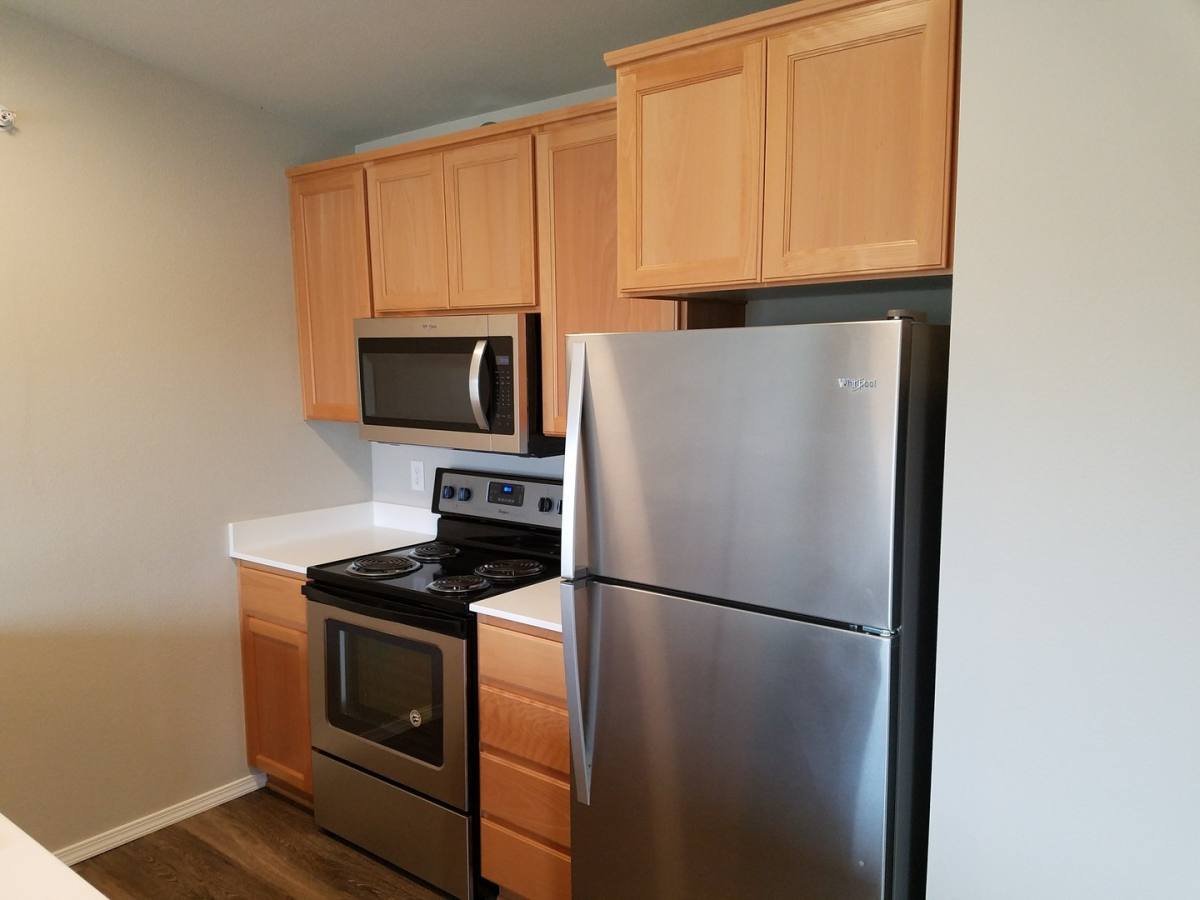 Apartment for rent at 3655 Pleasant View Dr, Salem, OR 97303