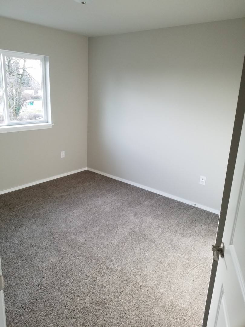 Apartment for rent at 3655 Pleasant View Dr, Salem, OR 97303