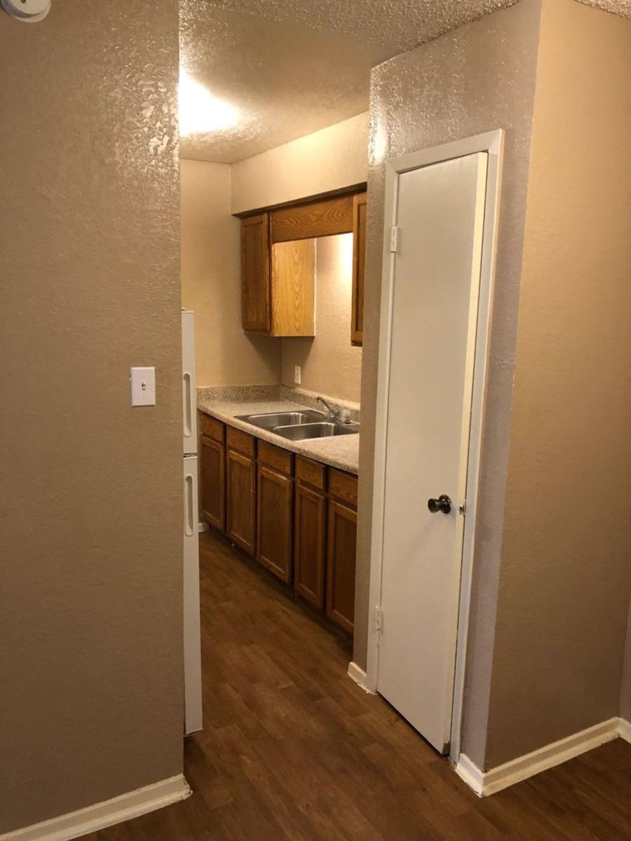 Apartment for rent at 701 Oakhaven Rd, Pleasanton, TX 78064