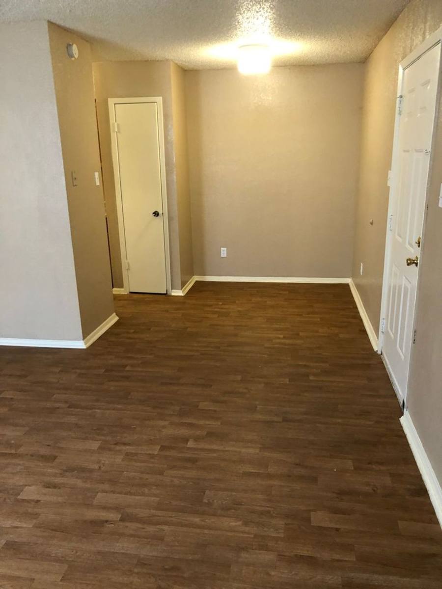 Apartment for rent at 701 Oakhaven Rd, Pleasanton, TX 78064