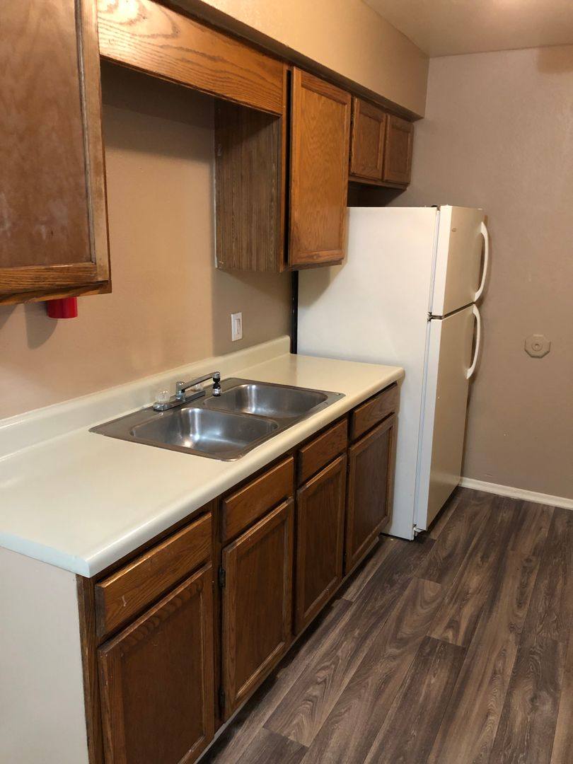 Apartment for rent at 701 Oakhaven Rd, Pleasanton, TX 78064