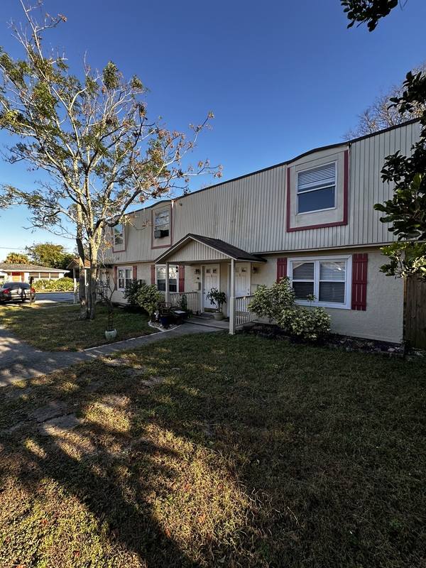 Townhouse for rent at 158 Highland Ave #2, Daytona Beach, FL 32117