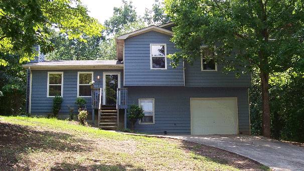 House for rent at 200 Beverly Park Court, Newnan, GA 30263