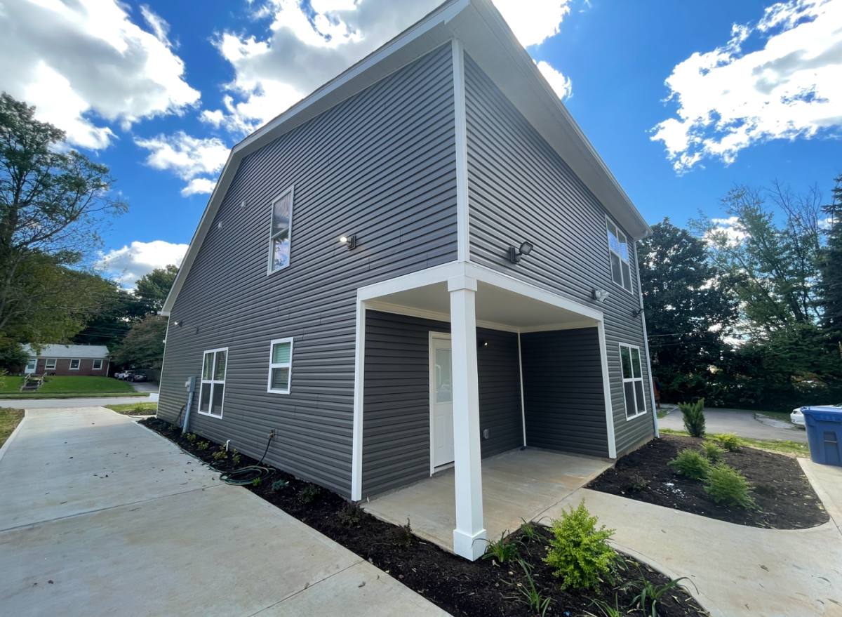 Apartment for rent at 624 Golfview Dr, Lexington, KY 40504