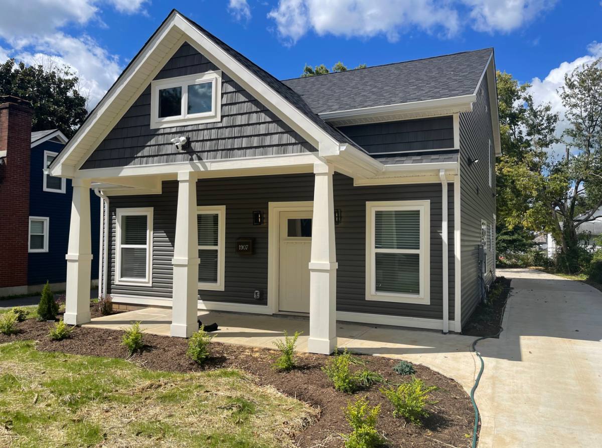 Apartment for rent at 624 Golfview Dr, Lexington, KY 40504