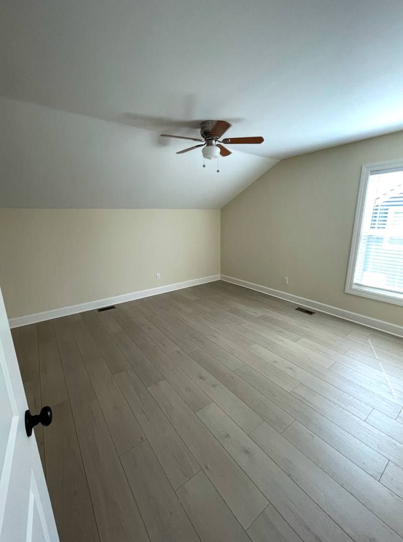 Apartment for rent at 624 Golfview Dr, Lexington, KY 40504