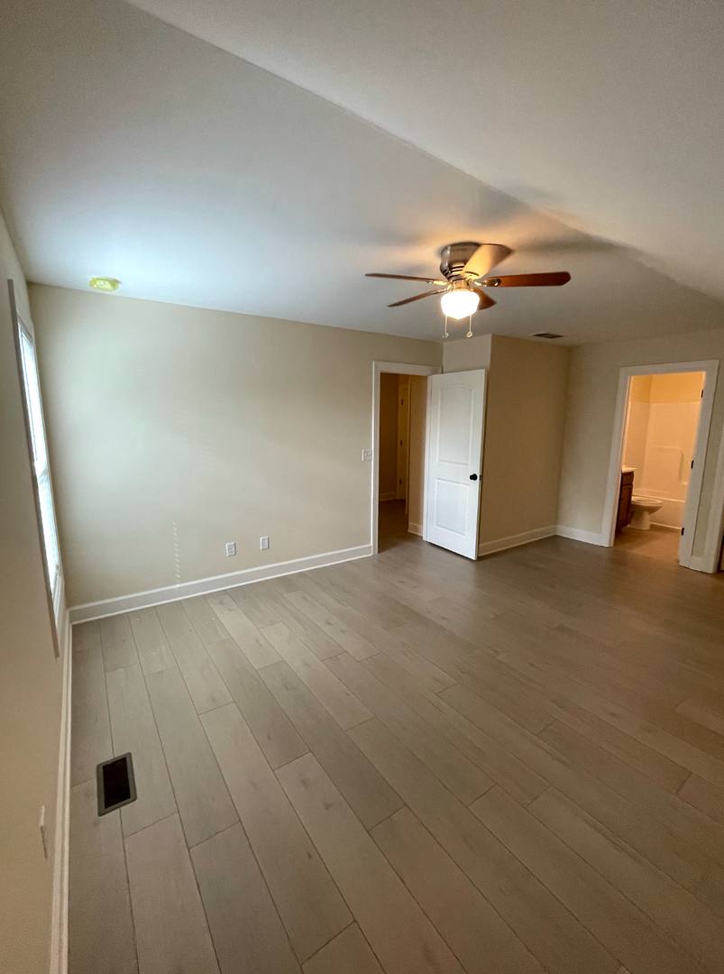 Apartment for rent at 624 Golfview Dr, Lexington, KY 40504