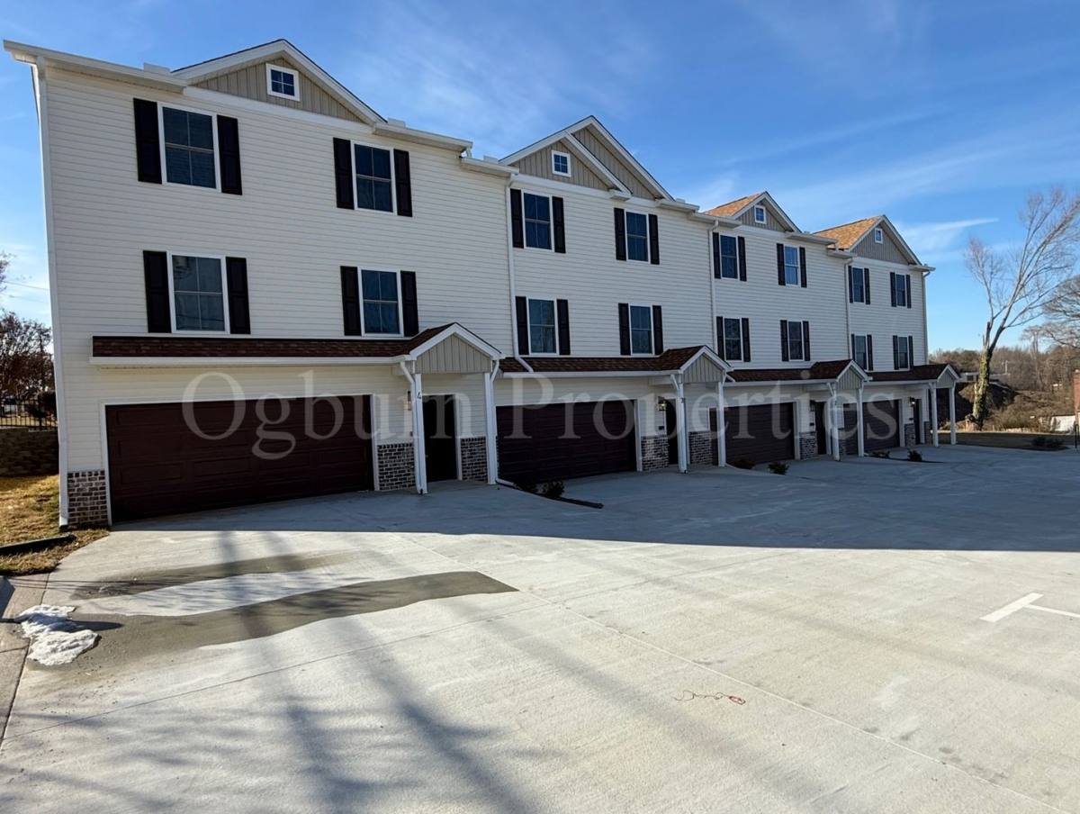 Apartment for rent at 500 N Dunleith Ave, Winston Salem, NC 27101