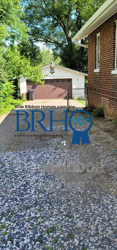 House for rent at 4118 Holston Dr, Knoxville, TN 37914
