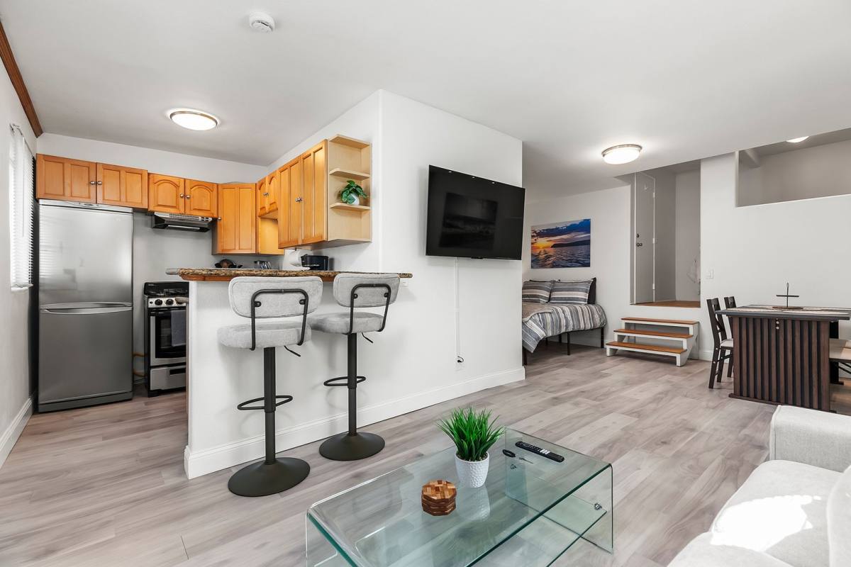 Apartment for rent at 1311 Cave St, La Jolla, CA 92037