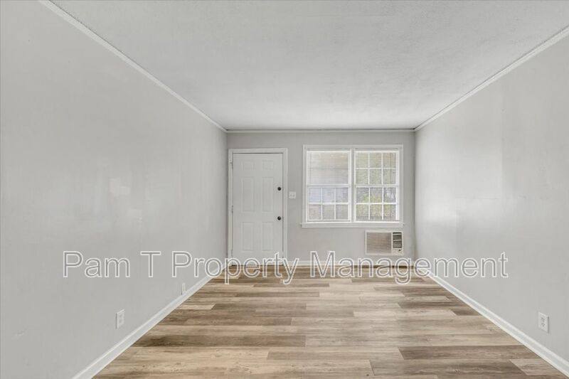 Apartment for rent at 217 W 73rd St, Savannah, GA 31405