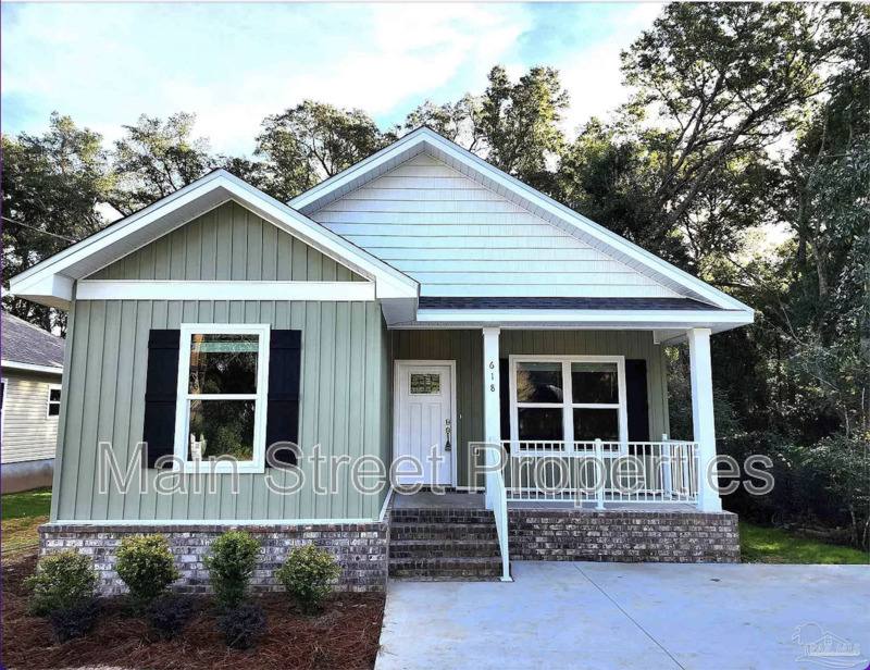House for rent at 618 Rentz Ave, Pensacola, FL 32507