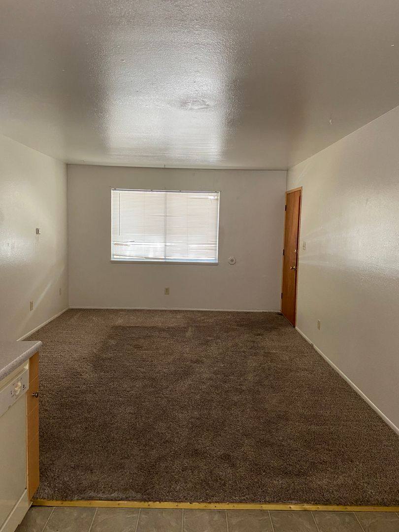 Apartment for rent at 735 W 6th St, Chico, CA 95928