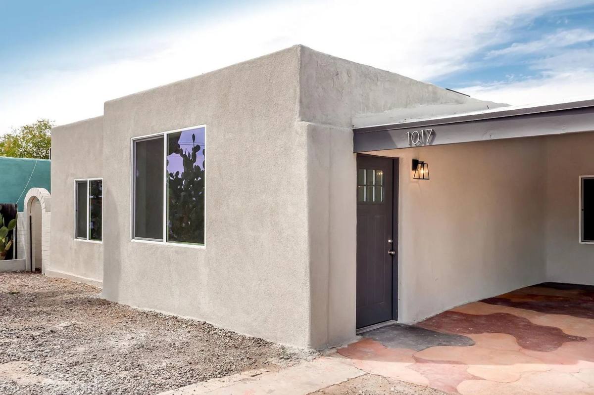 Apartment for rent at 1017 E W Circle Dr, Tucson, AZ 85719