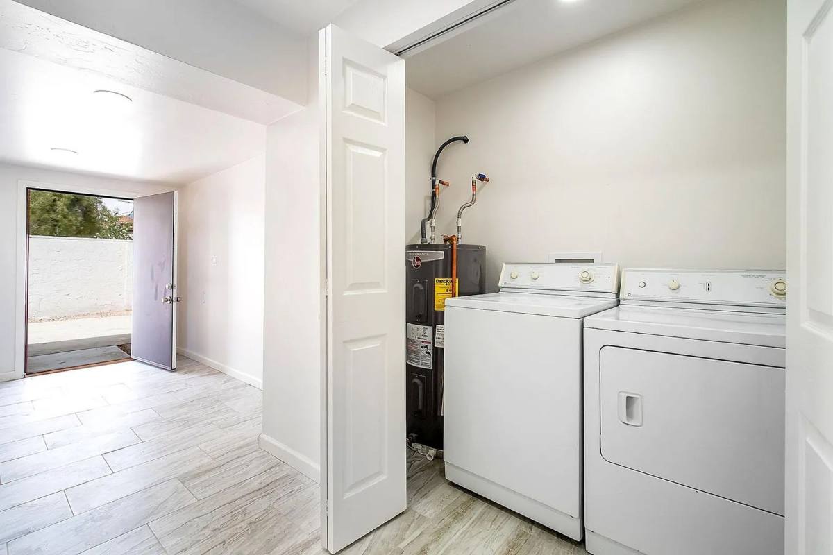 Apartment for rent at 1017 E W Circle Dr, Tucson, AZ 85719