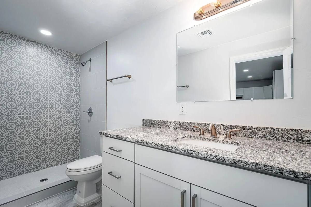 Apartment for rent at 1017 E W Circle Dr, Tucson, AZ 85719
