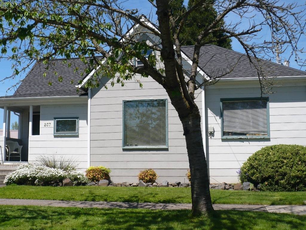 House for rent at 237 E 15th, Eugene, OR 97401