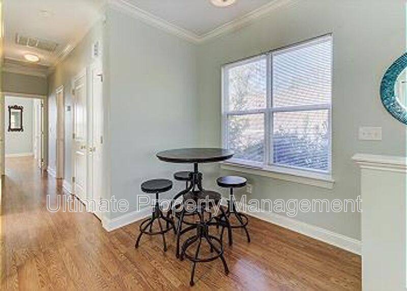 Apartment for rent at 618 S 3rd St #2, Wilmington, NC 28401